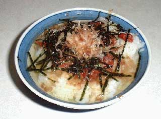 �����\�z�}